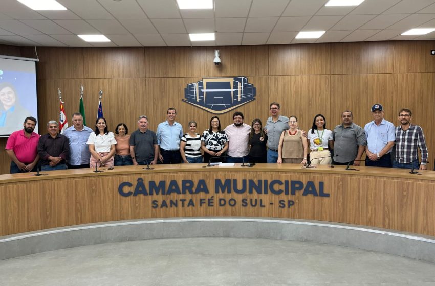  Mura e vereadores se reúnem com a Deputada Federal Maria Rosas em Santa Fé do Sul