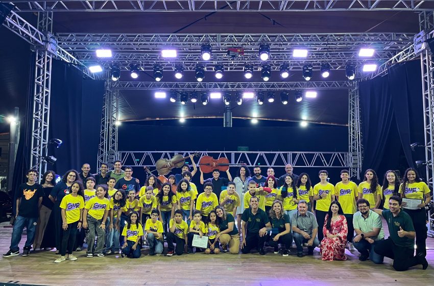  Sonho de Natal – A magia da música toma conta do Palco Hebe Camargo com o Projeto Guri